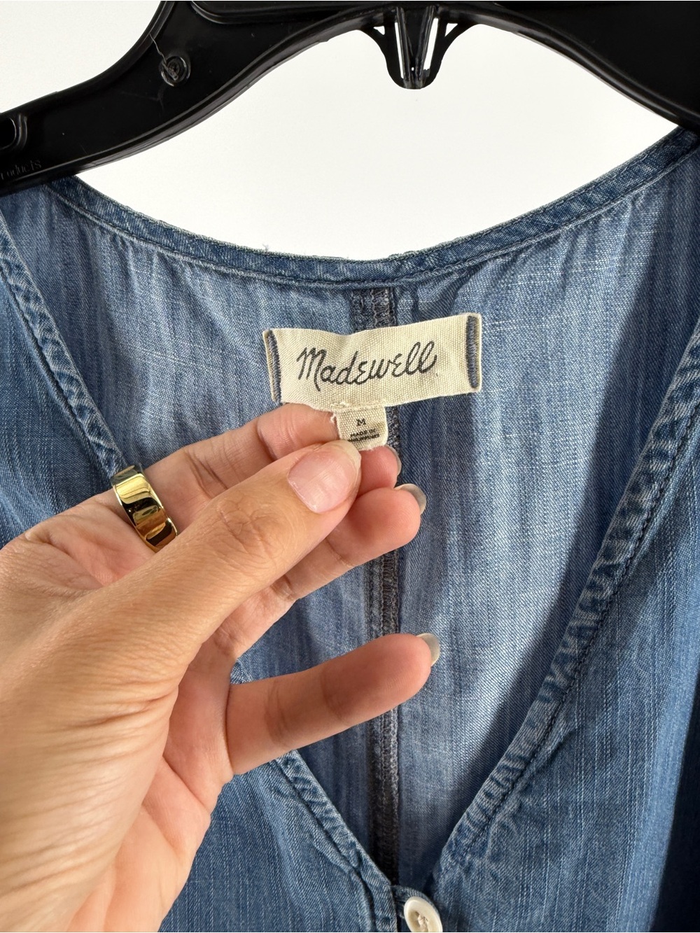 Madewell button front sleeveless easy in haslett wash dress. Size M Style L4473 - Picture 5 of 12